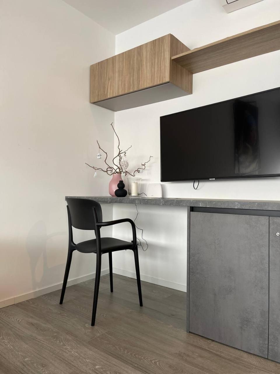 7 Sky Udine Apartment Ngoại thất bức ảnh